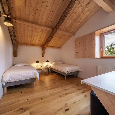 Elegante Maison 225 M2 Et 2 Tiny House 20 M2 15 Personnes 7 7 Salles De Bain Saint-Bonnet-le-Chastel