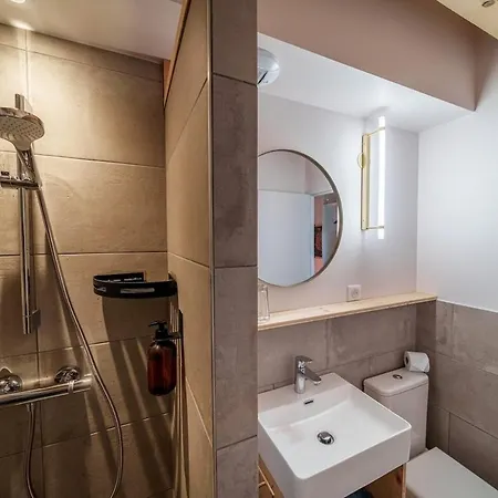 Elegante Maison 225 M2 Et 2 Tiny House 20 M2 15 Personnes 7 7 Salles De Bain Prázdninový dům Saint-Bonnet-le-Chastel