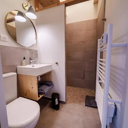 Prázdninový dům Elegante Maison 225 M2 Et 2 Tiny House 20 M2 15 Personnes 7 7 Salles De Bain *