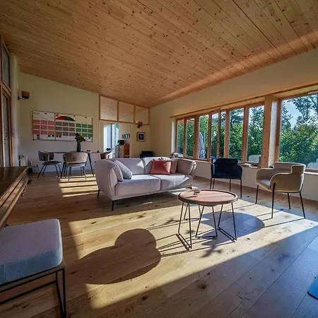Elegante Maison 225 M2 Et 2 Tiny House 20 M2 15 Personnes 7 7 Salles De Bain Prázdninový dům Saint-Bonnet-le-Chastel